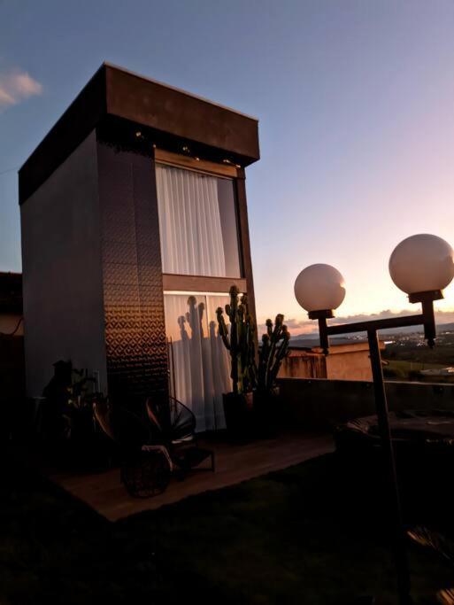 Tiny House Paraiso Minicasas Com Hidromassagem Pouso Alegre Bagian luar foto