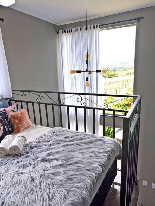 Tiny House Paraiso Minicasas Com Hidromassagem Pouso Alegre Bagian luar foto