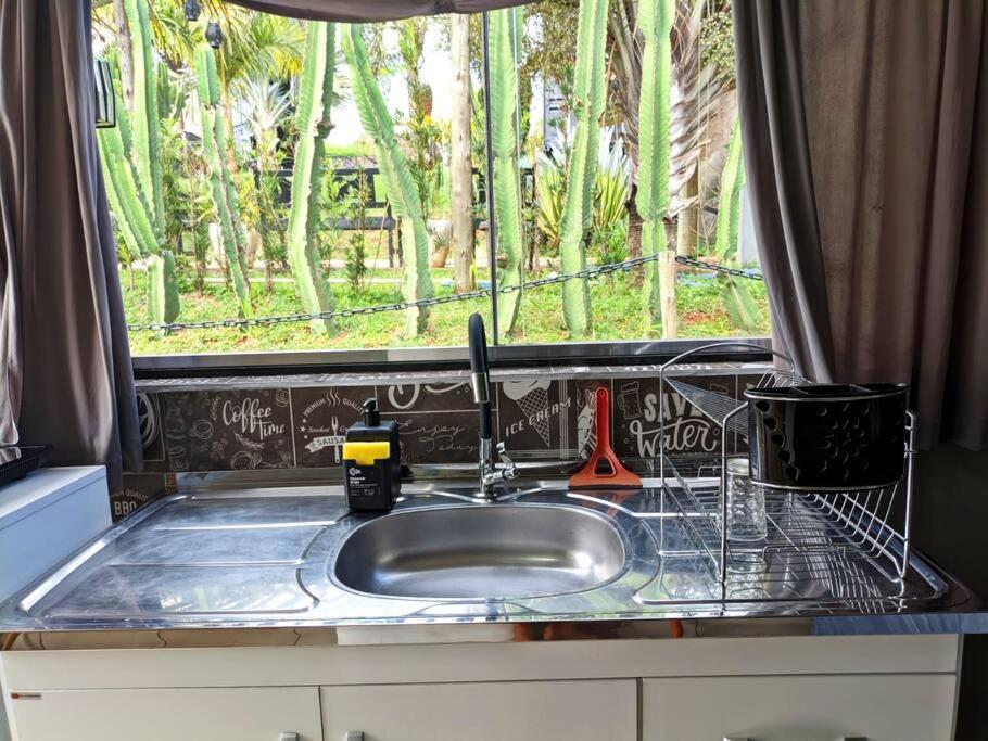 Tiny House Paraiso Minicasas Com Hidromassagem Pouso Alegre Bagian luar foto